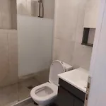 Apomero In Rochari Nyaraló