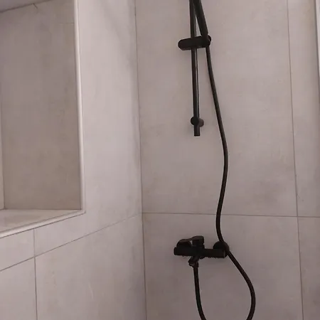Apomero In Rochari * Pánormos
