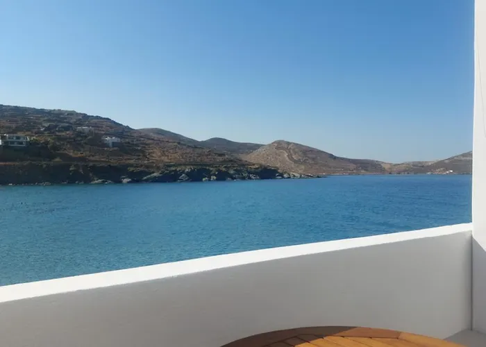 Casa de Férias Apomero In Rochari Pánormos